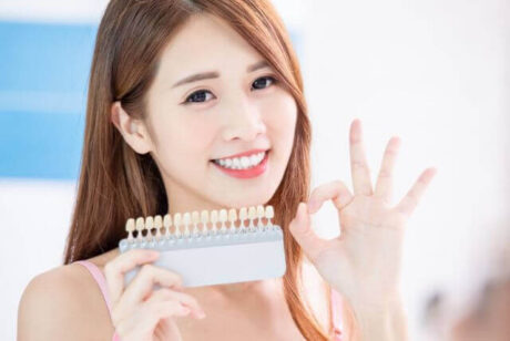 女性